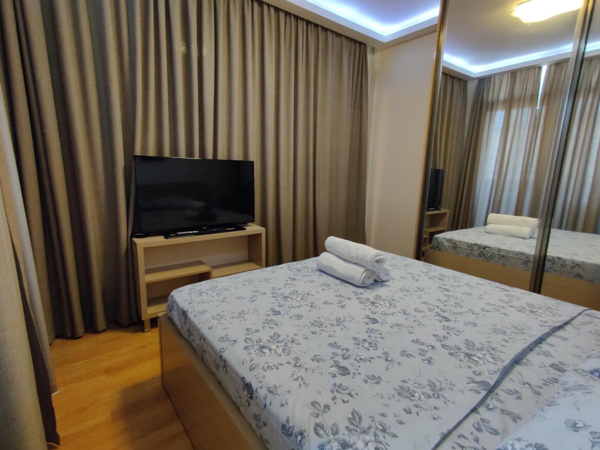Black Sea Towers Batumi Exterior photo